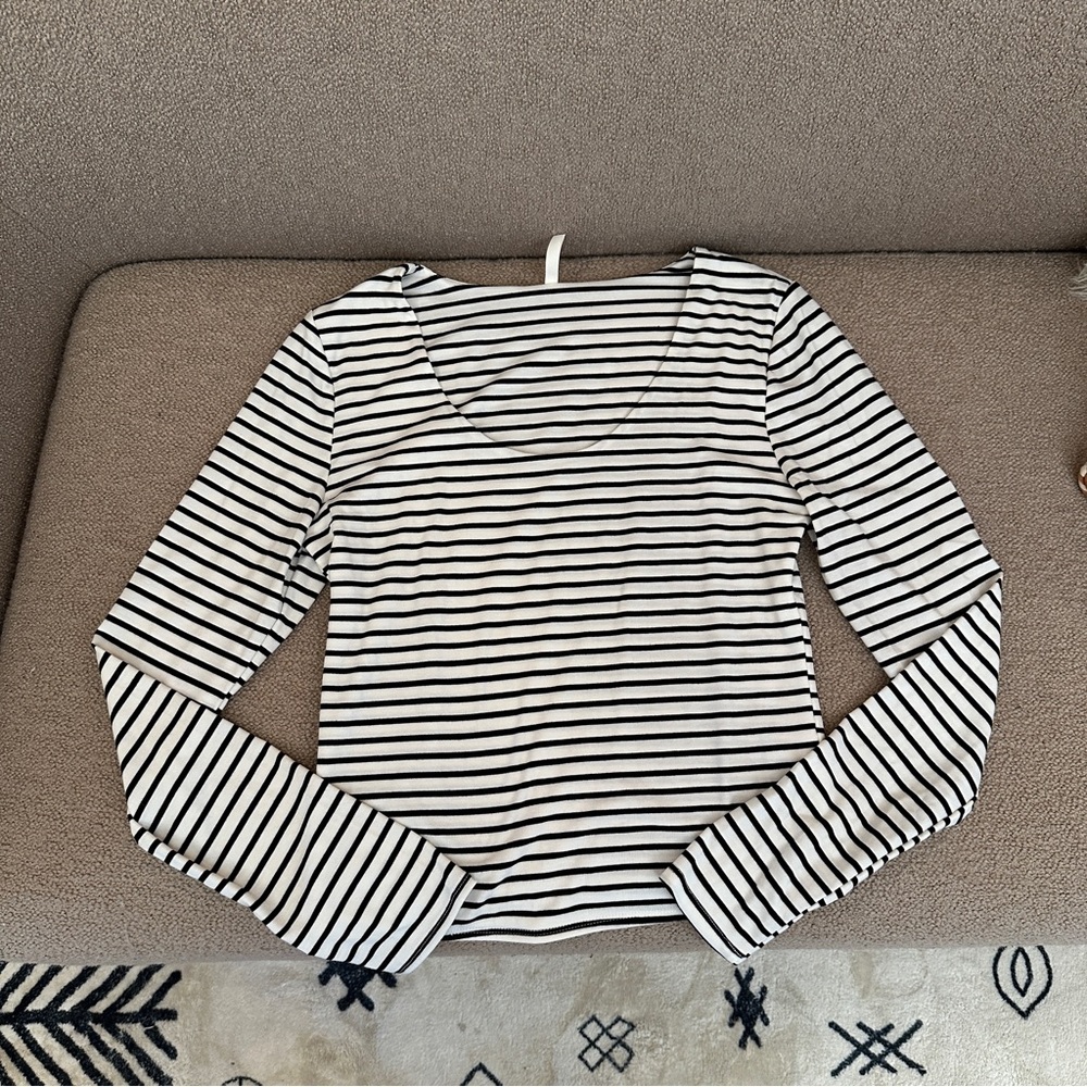 Boutique Black and White Striped Women's Top